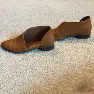 Cynthia Rowley tan leather slip on loafer type shoes. Perfect condition.